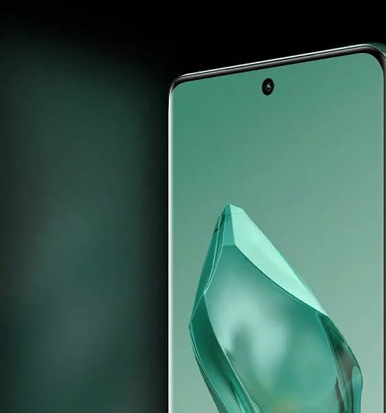 OnePlus 12 Hands-On: Stunning Display Specs Revealed